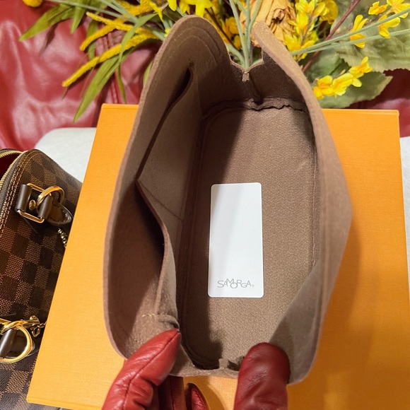 Louis Vuitton Alma BB Damier Ebene - Picture 11 of 16